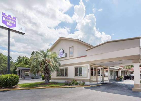 Knights Inn Statesboro 1