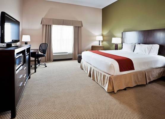 Holiday Inn Express LAKE WALES N-WINTER HAVEN by IHG 1