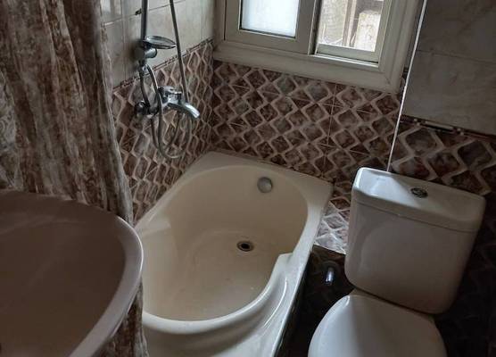 Isis Hostel 2 1