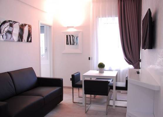 LHP Suite Rapallo 1