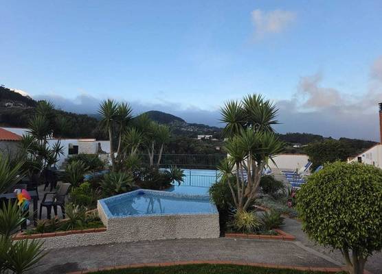INN MOUNTAIN COUNTRY HOUSE 1