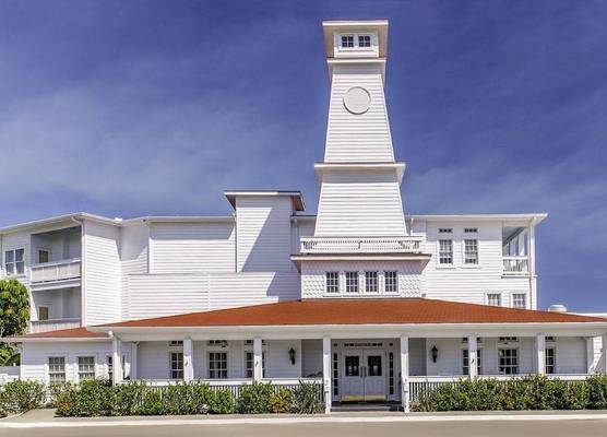 Lighthouse Inn at Aransas Bay 1