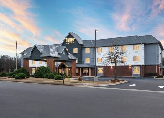 Garner Hotel Madison - Huntsville Airport by IHG 1