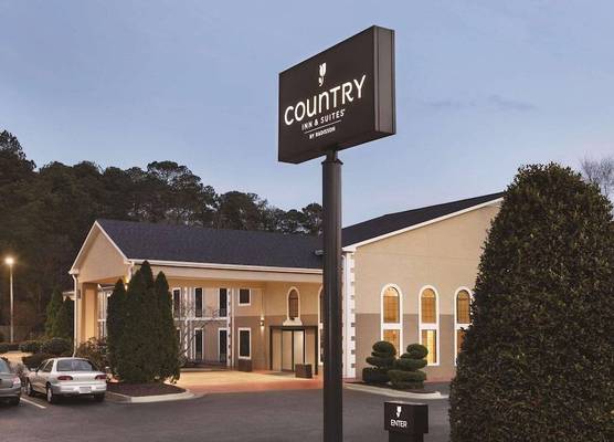 Country Inn & Suites by Radisson, Griffin, GA 1