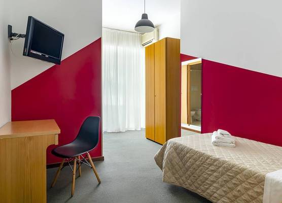 UniHo Hostel 1