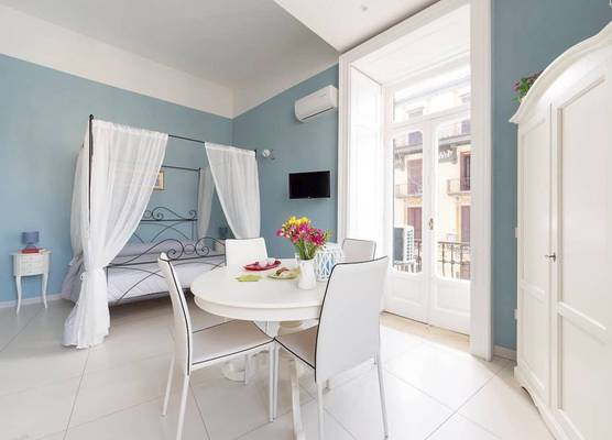 B&B Rosaroll 1