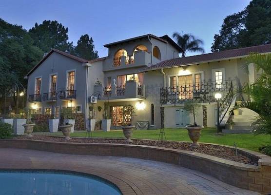Duke & Duchess Boutique Hotel 1