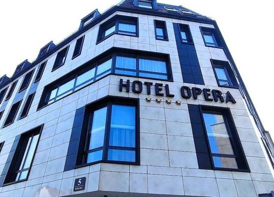 Hotel Opera 1