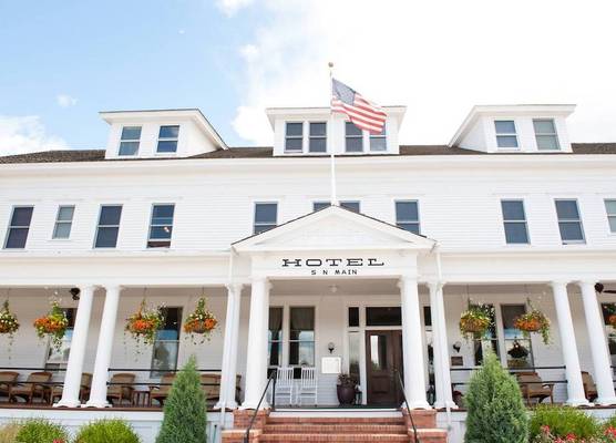 The Sacajawea Hotel 1