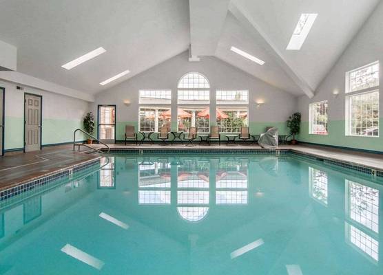 Comfort Suites Corvallis 1