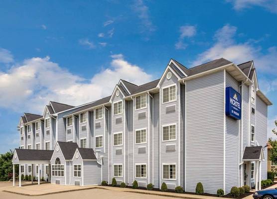 Microtel Inn & Suites by Wyndham Dry Ridge 1