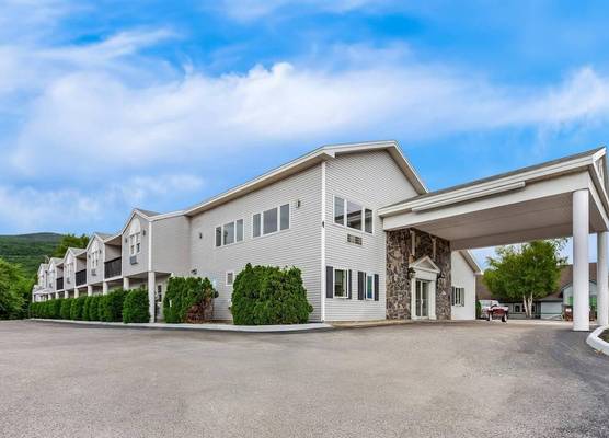 Quality Inn & Suites Gorham White Mountains 1