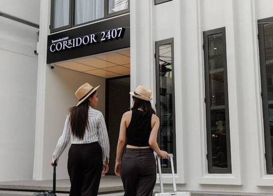 CORRIDOR 2407 1