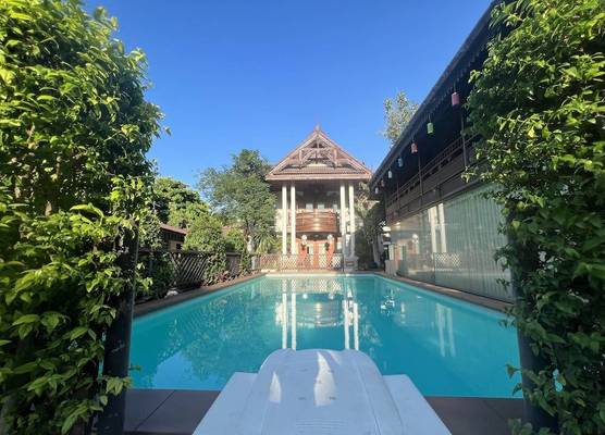 Pha Thai House 1
