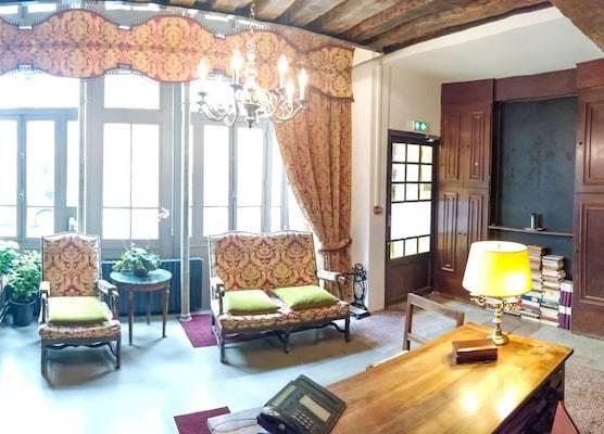 Boutique Hotel de la Place des Vosges 1