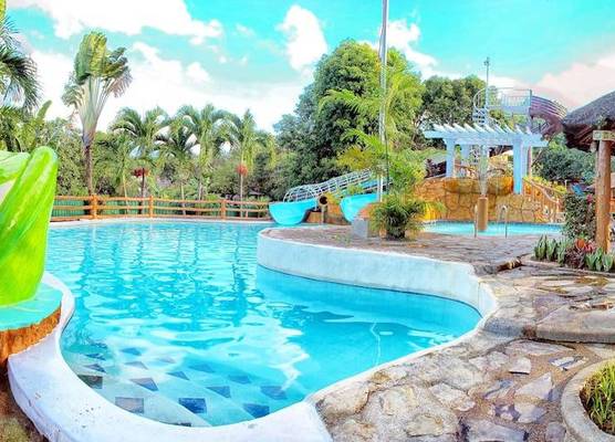 Loreland Farm Resort 1