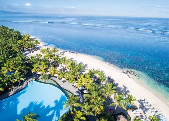 Victoria Beachcomber Resort & Spa 1
