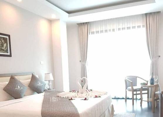 The Pilgrim Hotel 1