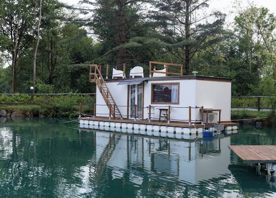 Floating Dream 1