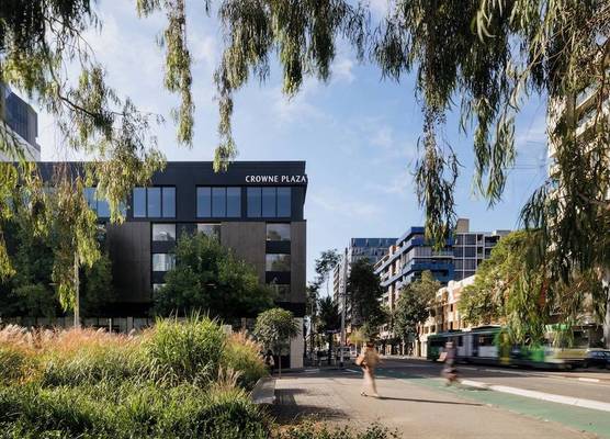Crowne Plaza Melbourne Carlton by IHG 1