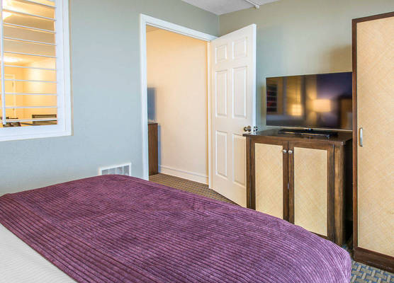 BLUEGREEN VACATIONS CASA DEL MAR 1
