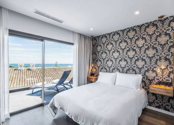 The Orange House Boutique Hotel and Upstairs Rooftop Bar Center of La Cala de Mijas 100m from the Beach 1