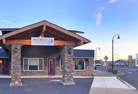 The Waldport Inn 1