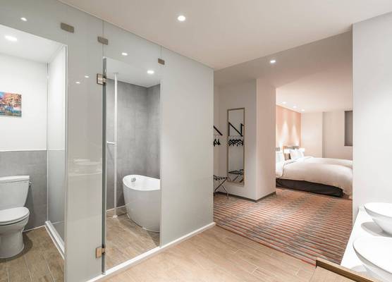 Phoenix Hotel Taichung 1