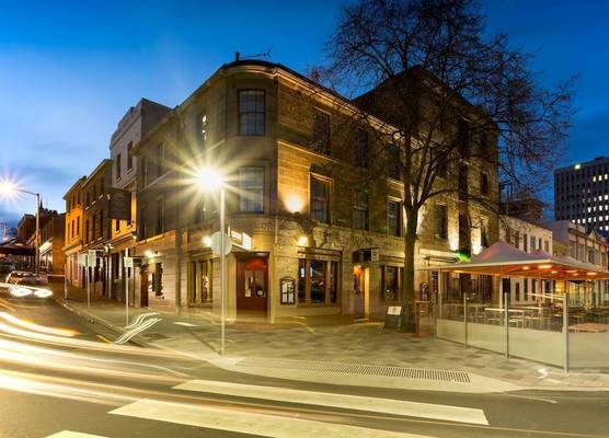 Customs House Hotel 1