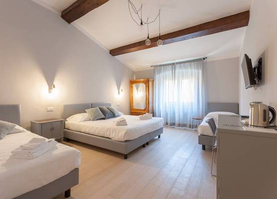 Santo Spirito Venti - Design Rooms in Florence near Ponte Vecchio & Palazzo Pitti 1
