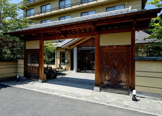 Shibu Hotel 1