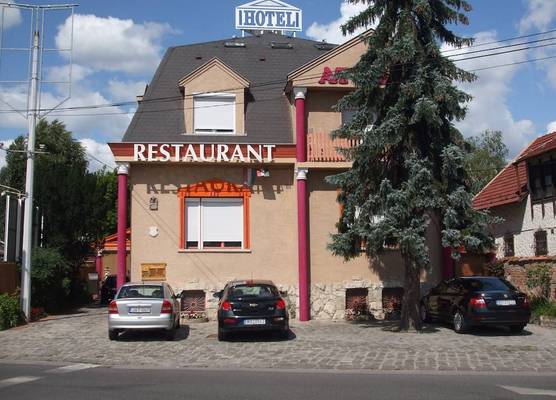 Attila Hotel Budapest 1