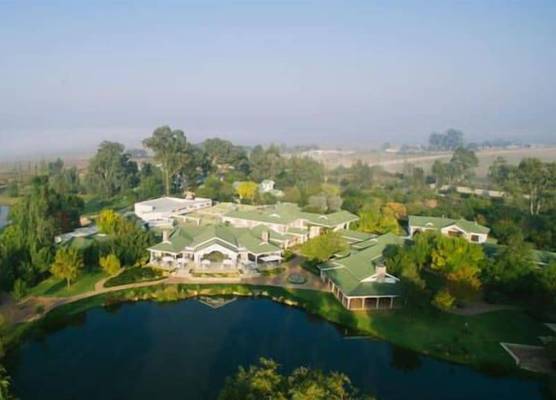 Oxbow Country Estate 1