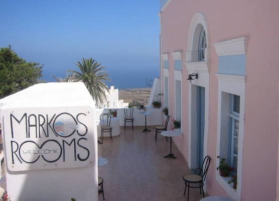 Marcos Rooms 1