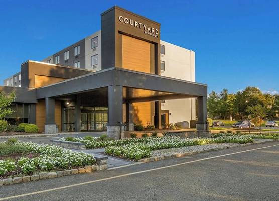 Courtyard Rockaway-Mount Arlington 1