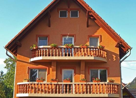 Venesis House 1