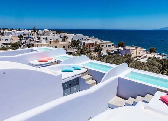 Blue Waves Suites & Apartments 1
