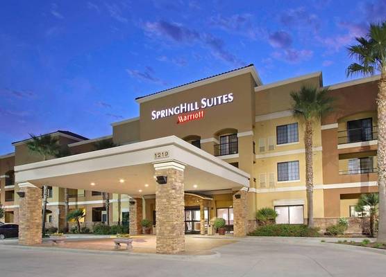 SpringHill Suites by Marriott Madera 1