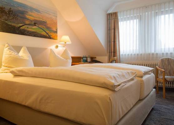 Hotel - Restaurant Bastenhaus 1