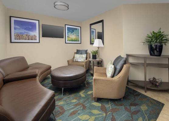 Candlewood Suites CHARLESTON - NORTHWOODS by IHG 1
