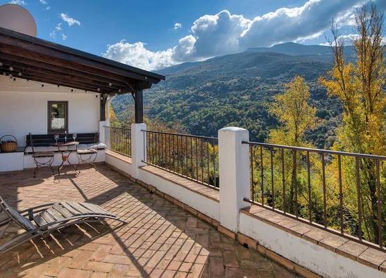 Casa Rural Arroyo de la Greda, your perfect base for activities in Sierra Nevada and Granada 1