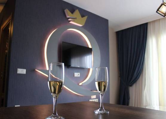 Quars Suite 1