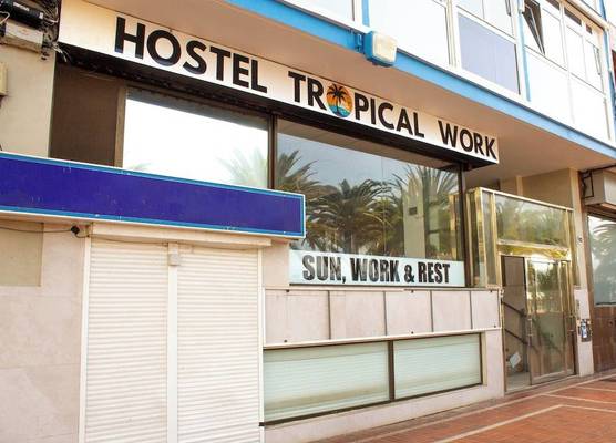 Hostel Tropical Work 1