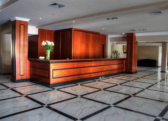 Grand Meteora Hotel 1