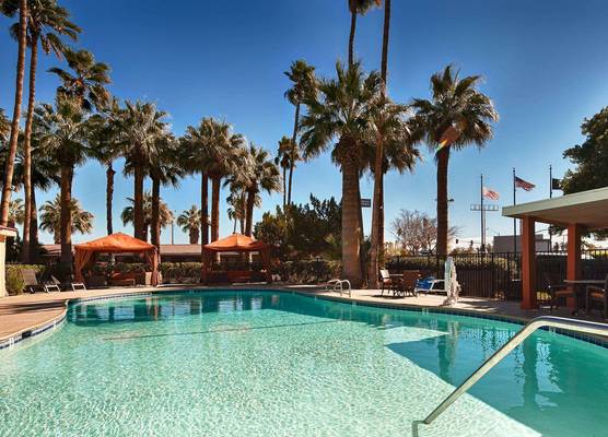 Blythe Hotel 1