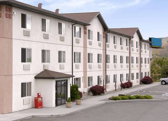 Super 8 by Wyndham The Dalles OR 1