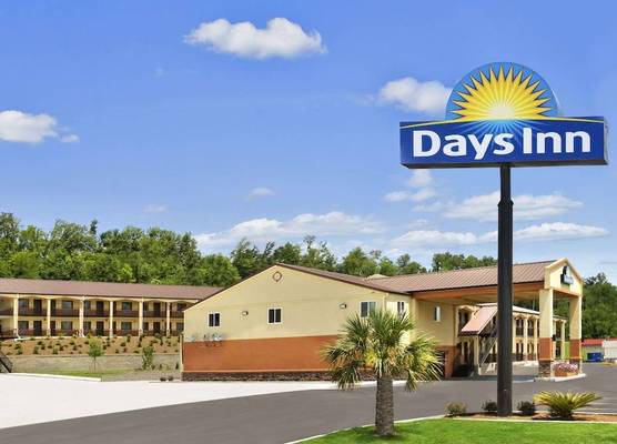Days Inn by Wyndham Fultondale 1