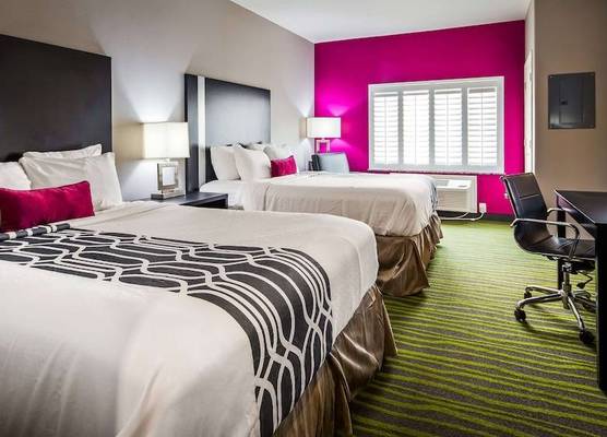 Best Western Plus Dilley Inn & Suites 1
