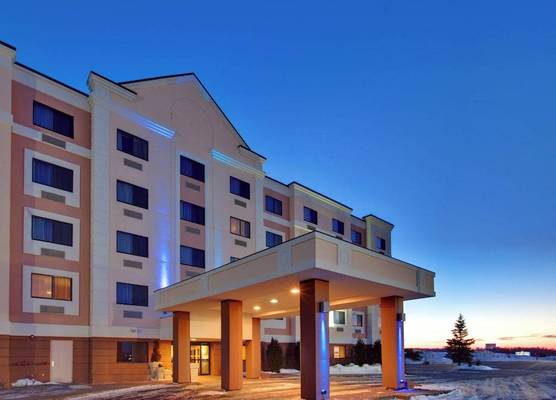 Holiday Inn Express SAULT STE. MARIE by IHG 1