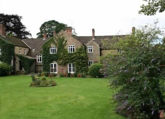 Newburgh House Bed & Breakfast 1